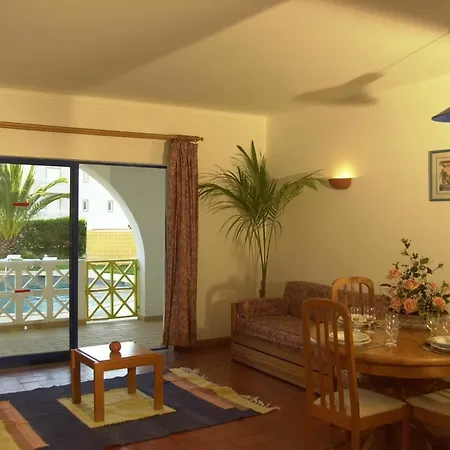 With One Bedroom In Albufeira, With Pool Access And Balcony